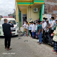 Ayahanda Ajudan Wapres Wafat dan Dimakamkan di Gresik