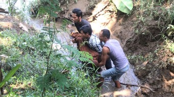 Terungkap, Mayat di Sungai Pengkol Ponorogo Seorang Kakek 90 Tahun