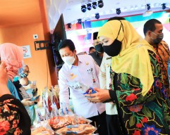 Khofifah Pimpin Misi Dagang Jatim di Kepulauan Riau, Hasilkan Transaksi Rp 306,5 Miliar