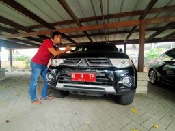 Batal ‘Dibelikan’ Mobdin Baru, Pimpinan DPRD Kab. Pasuruan Kembalikan Mobil Lama Berdalih Sering Rusak dan Boros