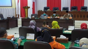 Tak Terima Dimutasi Bupati, Kepala Sekolah di Bojonegoro Mengadu ke Dewan
