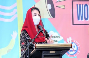 Tantangan di Era Digitalisasi, Orang Tua Harus Bisa Edukasi Anak Remajanya
