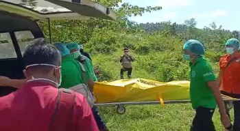 Mayat yang Ditemukan Membusuk di JLS Tulungagung Salas Bahan Kue