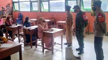 SMAN 1 Sangkapura Bawean Gelar Simuasi Pembelajaran Tatap Muka