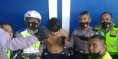 Dihentikan Polisi Mojokerto Pakai Knalpot Brong, Eh Ternyata Pemuda Kediri Ini Bawa Sabu