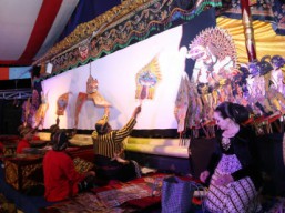 Pagelaran Wayang Kulit Kembali Memeriahkan Banyuwangi Festival