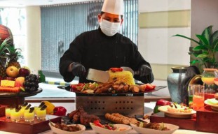 Sambut Ramadan Surabaya Suites Hotel Tawarkan Paker Buka Rp 95 Ribu