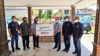 Pertamina Peduli Bantu 400 Zak Semen Untuk Korban Gempa Malang