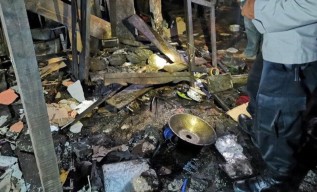 Petasan Meledak di Jombang, Ibu Terkapar Anak Tewas