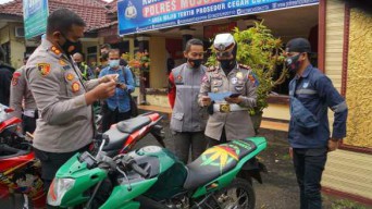 Hendak Balapan Motor, Puluhan Pemotor Dirazia Polres Mojokerto