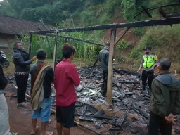 LPG Meledak Saat Sahur, Rumah Milik Warga Ponorogo Ludes Terbakar