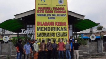 Warga Perum KBD Driyorejo Protes Fasum-Fasos Dikomersilkan