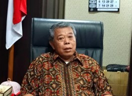 Ketua DPRD Jatim Minta Bupati Wali Kota Percepat Vaksin Tenaga Pendidik