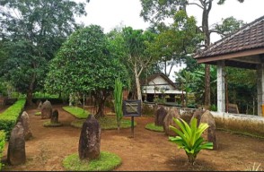 Peninggalan Zaman Purba, Desa Kamal Jember Simpan Ribuan Batu Megalitikum