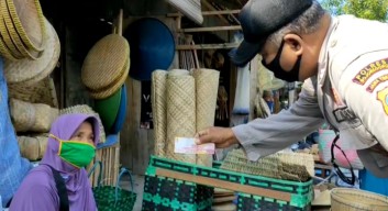 Waspada Uang Palsu, Dua Pedagang di Pasar Temayang Bojonegoro Jadi Korban