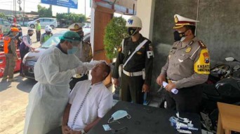 Sejumlah Pengendara Dirapid Tes di Perbatasan Kediri, Seorang Terkonfirmasi Positif Covid-19