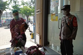 Positif Saat Tes Swab Antigen, Seorang Santri Asal Gresik Gagal Kembali ke Pesantren