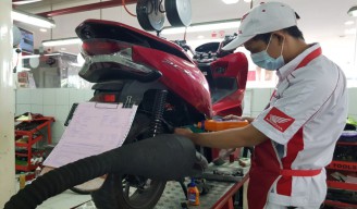 Paket Servis Murah Lewat Program Oktober “SAKTI” AHASS MPM Motor