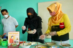 Begini Cara Bupati Ipuk Kenalkan Ajaran Bung Karno Kepada Pelajar SD