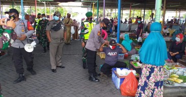 Cegah Klaster Pasar, Puluhan Pedagang Pasar Baru Dites Antigen
