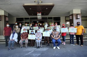 PT Smelting Bersama DLH Gresik Serahkan Hadiah ke Pemenang  Lomba Fotografi dan Menggambar Sambut Hari Lingkungan Hidup