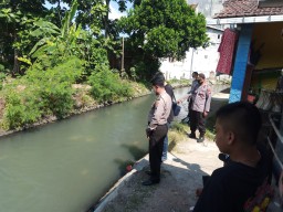 Lepas Dari Pengawasan, Balita 1 Tahun Hanyut di Sungai