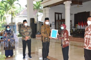 Bupati Sidoarjo Himbau PNS yang Memasuki Masa Purna Tugas untuk Gabung di PWRI