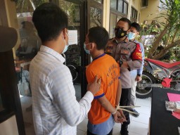 Pemuda Ujungpangkah Babak Belur Usai Curi Hp di Rumah Pesilat