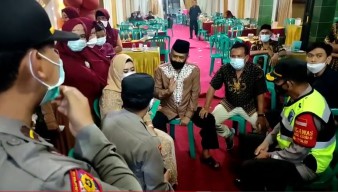 Kades Sidokepung Buduran Gelar Hajatan Dilengkapi Elekton dan Wayang Kulit, Akhirnya Dipaksa Bubar