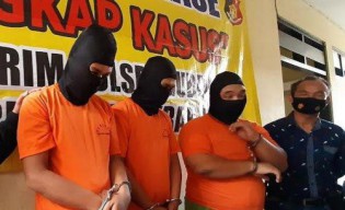 Diantar Suami Layani Panggilan Pijat, Ternyata Istrinya Diperkosa Tiga Pemuda Hingga Pingsan