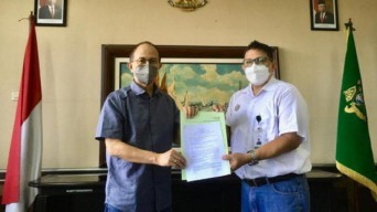 Kadin Jatim Gandeng RS Semen Gresik Laksanakan Vaksinasi Gotong Royong