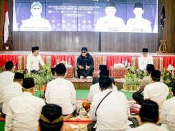 Gus Miftah Ceramahi ASN Kabupaten Jember