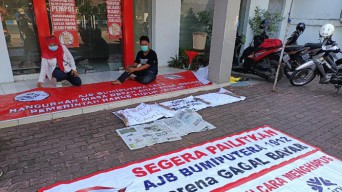 Klaim Asuransi Tak Kunjung Cair, Puluhan Nasabah Bumiputera Geruduk Kantor Cabang Probolinggo
