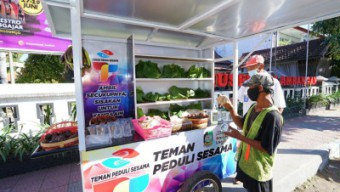 Lapak Teman Peduli Sesama, Soliditas Warga Banyuwangi Saling Bantu Dampak Covid-19