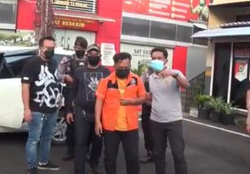 Rusak Mobil Polisi, Pemilik Warkop di Kenjeran Jadi Tersangka