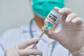 Stok Vaksin untuk Masyarkat Umum Surabaya Telah Habis