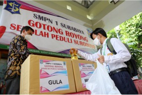 Pelajar SMP Bantu Pemkot Surabaya Tangani Pandemi Covid-19   