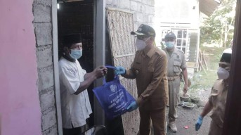 Selama 14 Hari, Pemkab Jember Bagi-bagi Beras 5,6 Kg untuk Warga Isoman