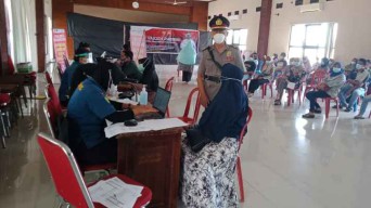 Sejak Dibuka, Gerai Vaksin Presisi Polres Nganjuk Diserbu Masyarakat Dan Driver Ojek