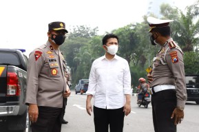 Hari Pertama PPKM Darurat: Emil dan Eri Kompak Soal Penyekatan di Bundaran Waru