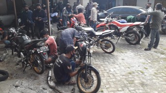 Kantor Satlantas Polres Tulungagung Berubah Jadi Bengkel Dadakan, Ini Yang Terjadi