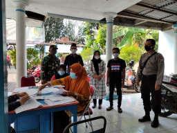 Ratusan Warga Tulungagung Antusias Ikuti Vaksinasi di Gerai Vaksin Presisi