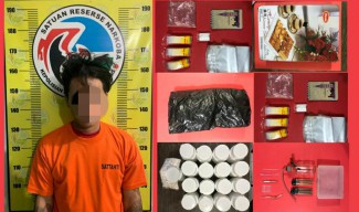Simpan 17.000 Dobel L Dalam Kaleng Roti, Pekerja Serabutan ini Akhirnya Ditangkap Poisi