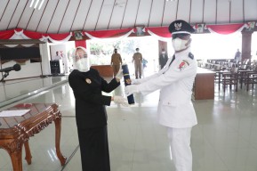 Lantik Kades PAW, Begini Pesan Bupati Bojonegoro