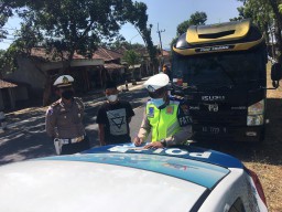 Terjaring Polisi di Ponorogo, Travel Gelap Tujuan Riau Diminta Putar Balik