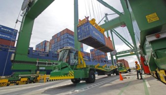 Masa PPKM Darurat, Pelindo III Pastikan Kelancaran Arus Logistik
