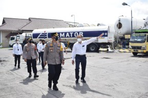 Usai Diacak-acak Makelar Tabung Oksigen, Kapolresta Sidoarjo Datangi Pabrik Pengisian Oksigen