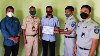 Jasa Raharja Serahkan Bantuan Kepada Keluarga Korban KMP Yunicee