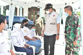 Anak SMP dan SMA di Lamongan Mulai Divaksin