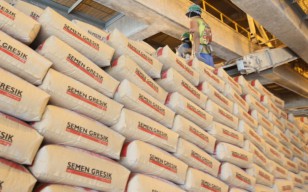 Semen Indonesia Catat Laba 2 Triliun Pada 2021